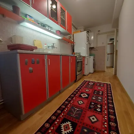 Pirqe Apartmant *