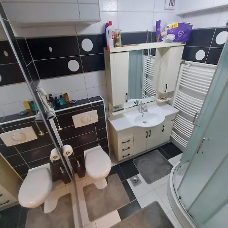 Pirqe Apartmant